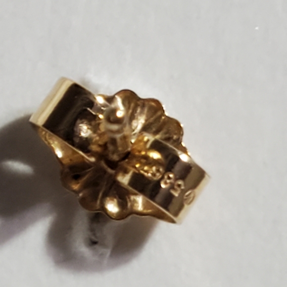 Gold Earrings and Necklace Set - Picture 9 of 17